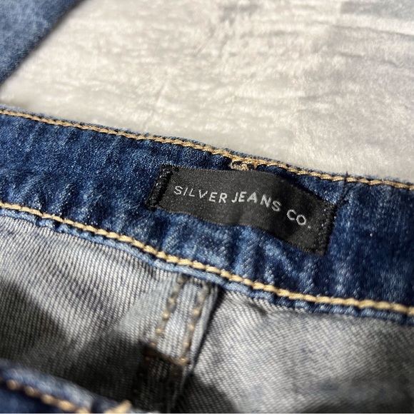 Silver Jeans Distressed 30 - Picture 11 of 14